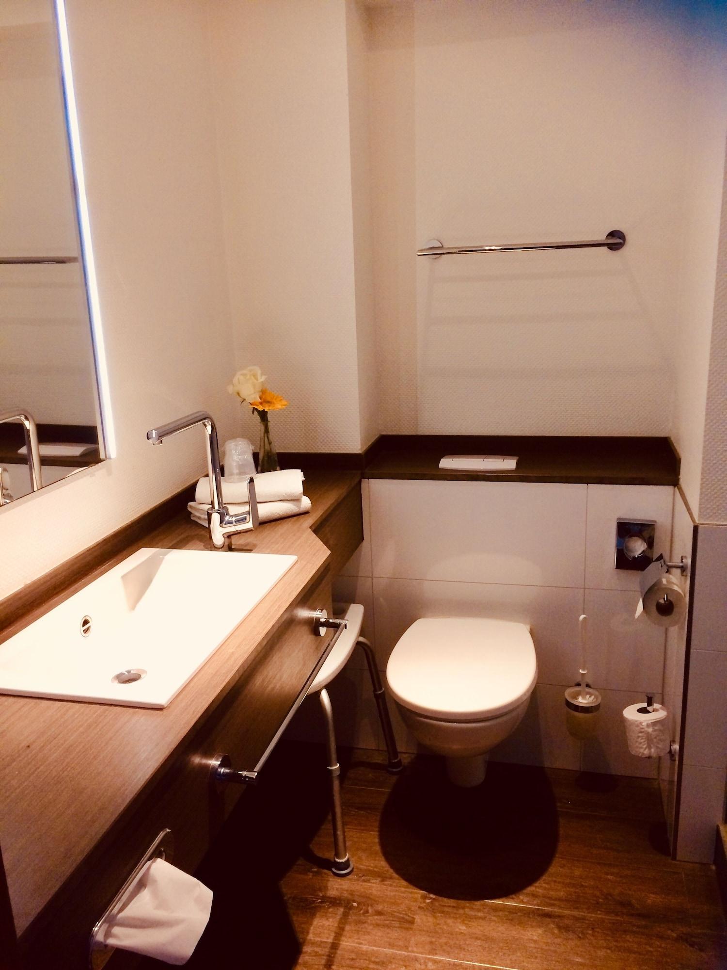 Triton 3* Colonia